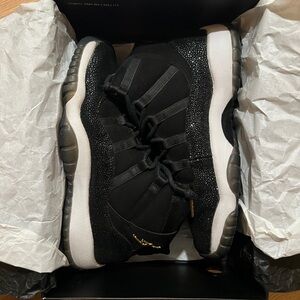 Jordan 11 Retro Heiress Black Stingrays